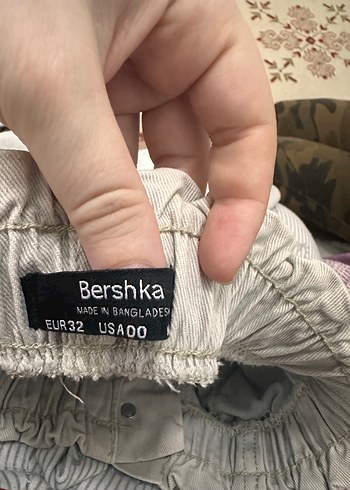 Kadın Gri Kemerli Rahat Kesim Pantolon - Görsel 4