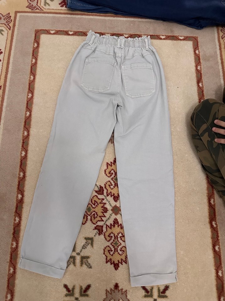 Kadın Gri Kemerli Rahat Kesim Pantolon - Görsel 2