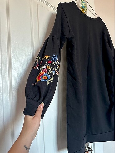 Nakışlı tunik elbise - Görsel 2