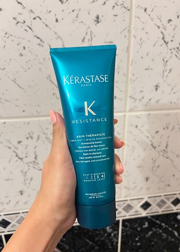 Kérastase Resistance Bain Thérapiste Saç Bakım Şampuanı