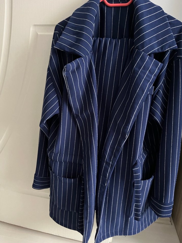 Lacivert Çizgili Kadın Blazer Ceket pantolon takım - Görsel 3