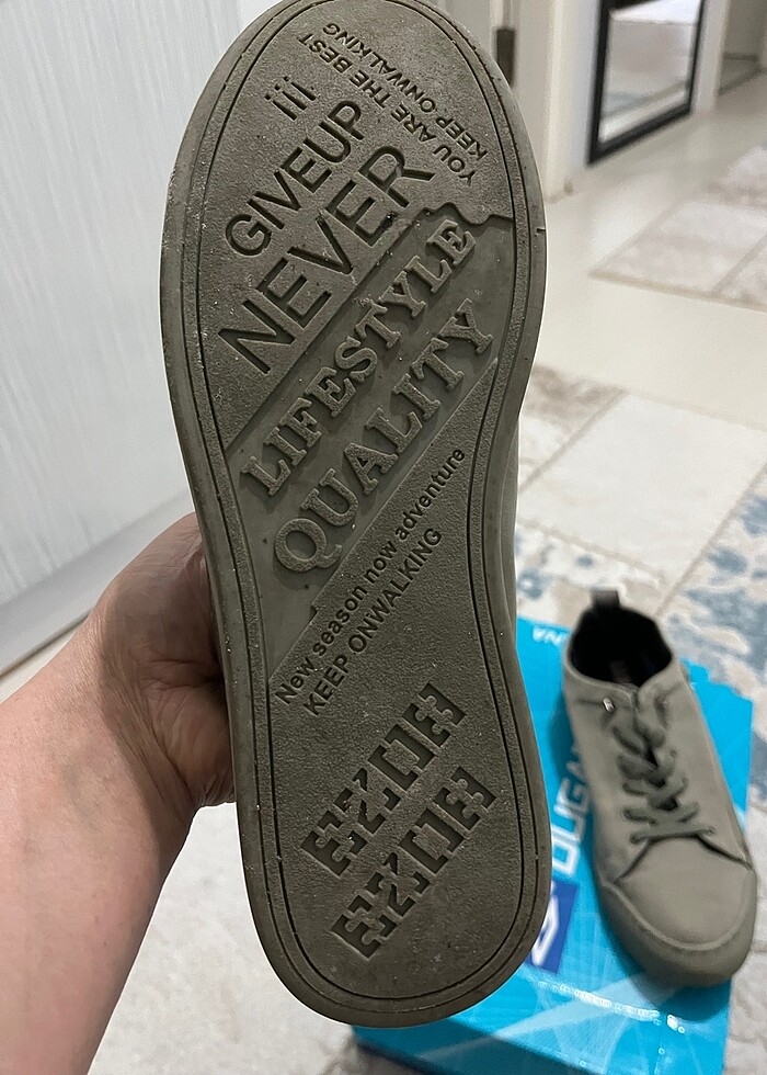 Haki yeşil spor ayakkabı - Görsel 4