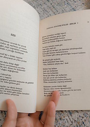 Zamana Adanmış Sözler - Şiirler V