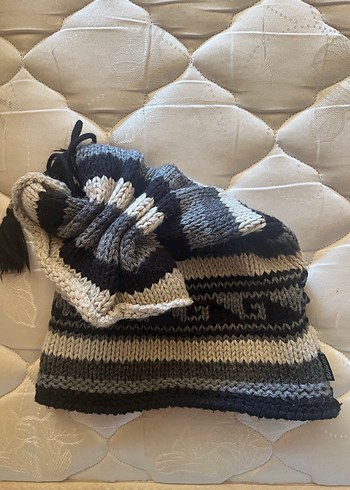 Gri Çizgili Örgü Yün Bere - Görsel 3