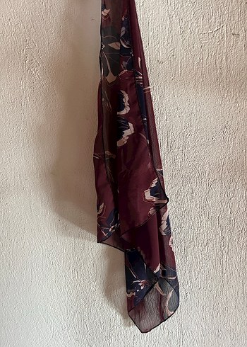 Bordo Çiçek Desenli Bohem Kadın Fular - Görsel 3