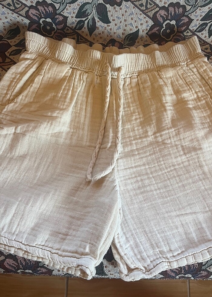 Pamuk Beyaz Şort - Görsel 2