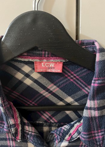 Düğmeli Uzun Kollu Kadın Gömlek - Görsel 2