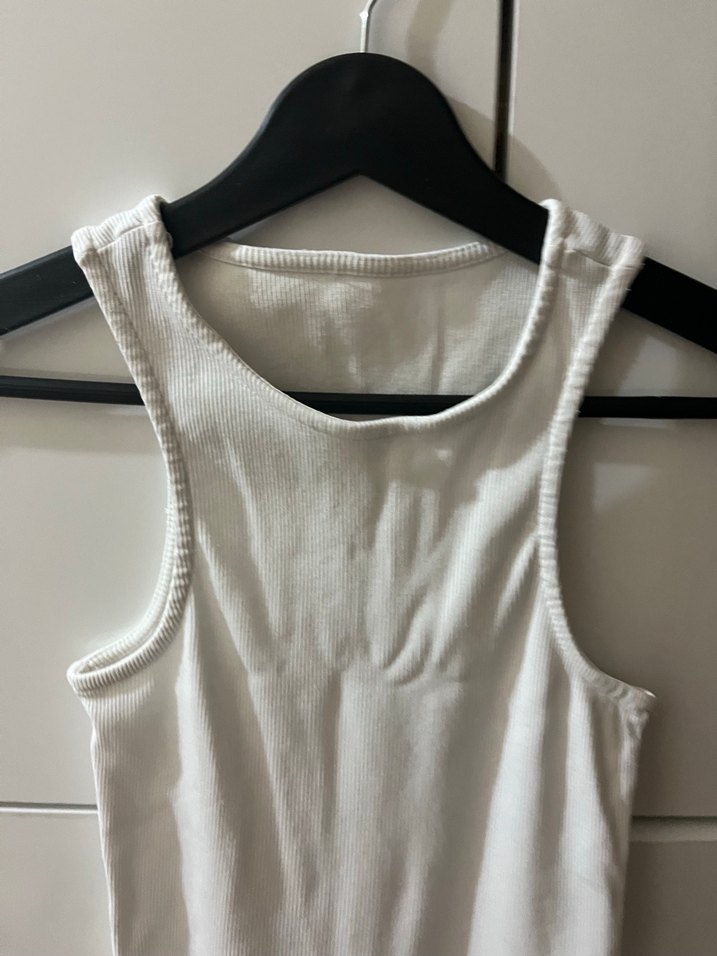 Beyaz Yüksek Yakalı Kolsuz Hemşirelik Body - Görsel 3