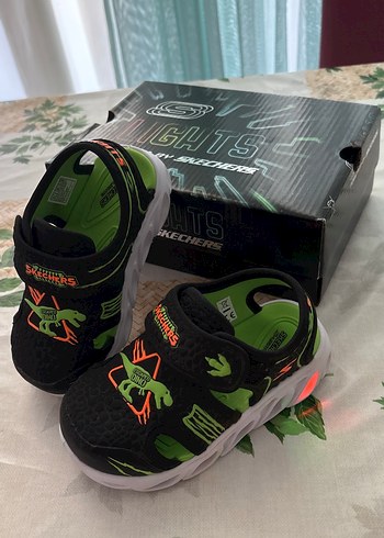 Skechers Erkek Çocuk Renkli Yılan Desenli Spor Ayakkabı