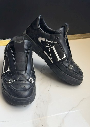 Valentino Siyah Deri Sneaker Orjinal