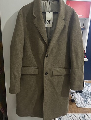 Zara erkek etiketli sıfır kaşe kaban