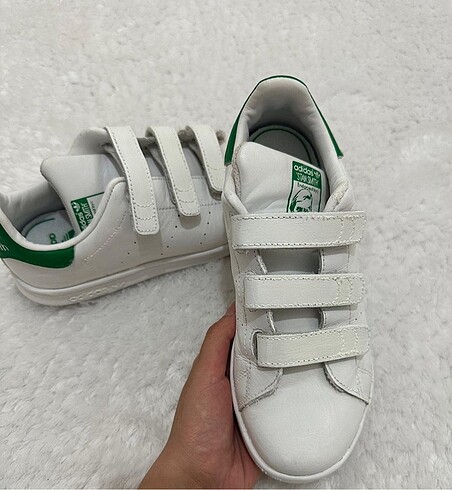 Çocuk Adidas spor ayakkabı