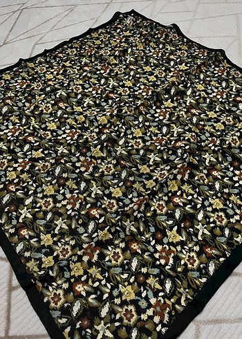Freshscarf Çiçek Desenli Bohem Kadın eşarp
