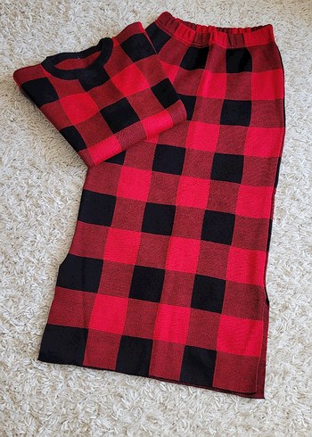 Kırmızı Kareli Uzun Triko Elbise - Görsel 3