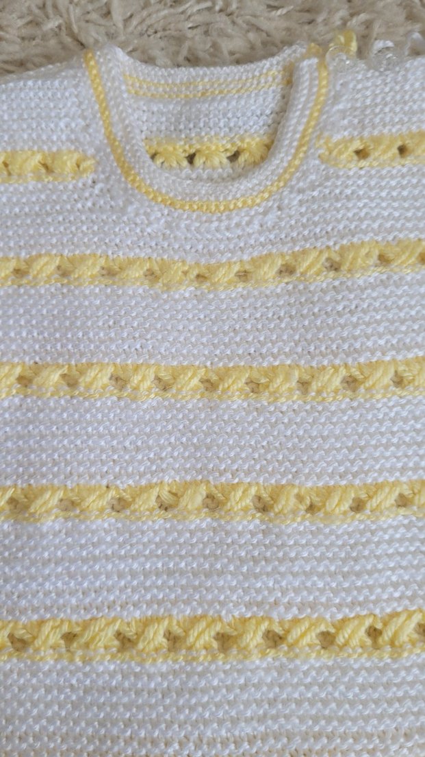 Kız Çocuk Beyaz Sarı Nakışlı Örgü Süveter - Görsel 3