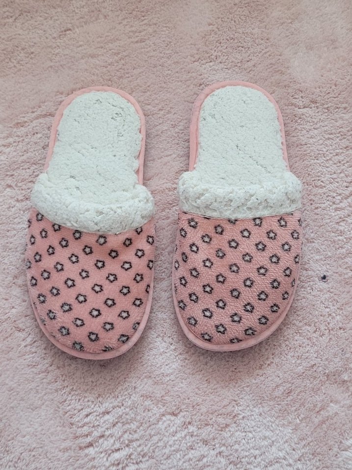 Nakışlı Pembe Ev Terliği - Görsel 2