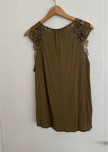 Dantel Detaylı Kolsuz Bohem Bluz - Görsel 2