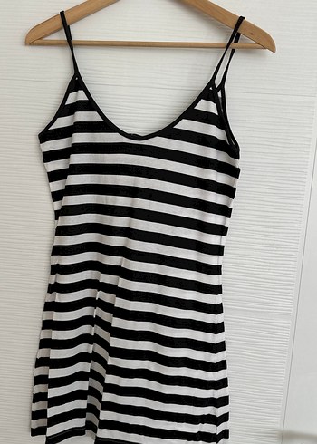 Çizgili Siyah Beyaz İnce Askılı Kadın Atlet - Görsel 2