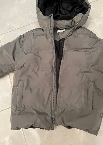 Gri Erkek Çocuk Puff Mont Kapüşonlu - Görsel 3