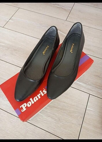 Polaris Kısa topuk ayakkabı 
