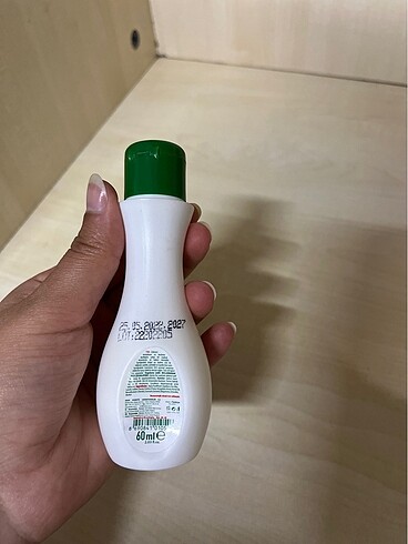 Beden Acı badem sütü