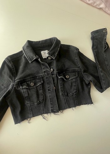Bershka Koyu Gri Yikamali Crop Denim Ceket