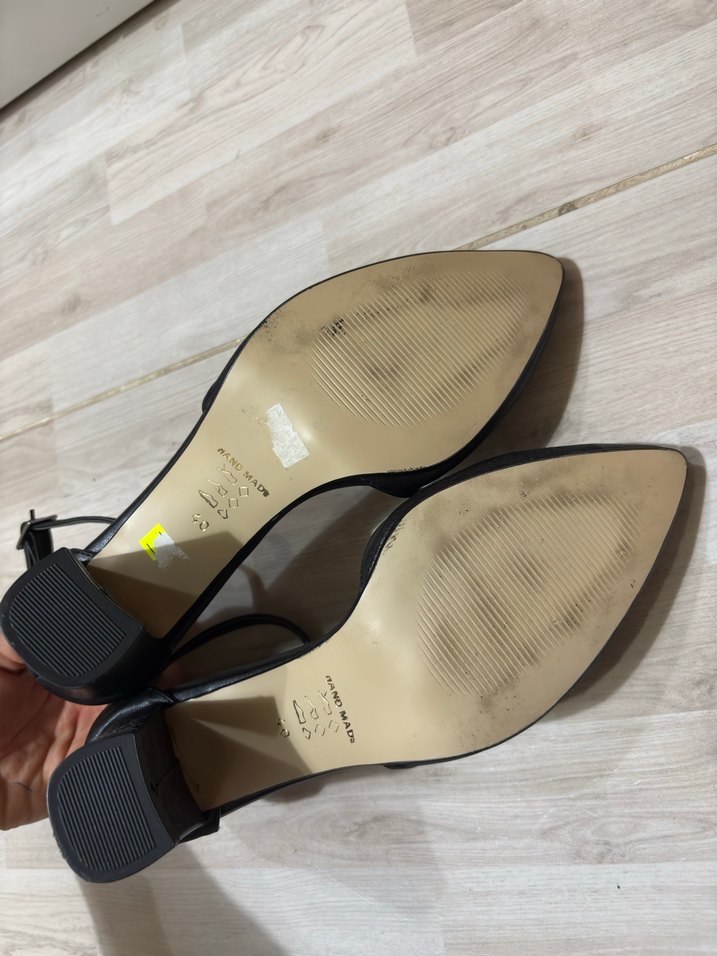 Temiz 1 kere giyildi deri topuklu ayakkabı - Görsel 3