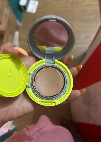 Beden Renk Shiseido Bej Pudra