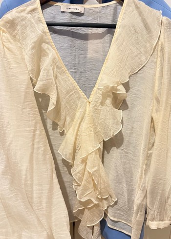 Fırfırlı V Yaka Keten Beyaz Kadın Gömlek - Görsel 4