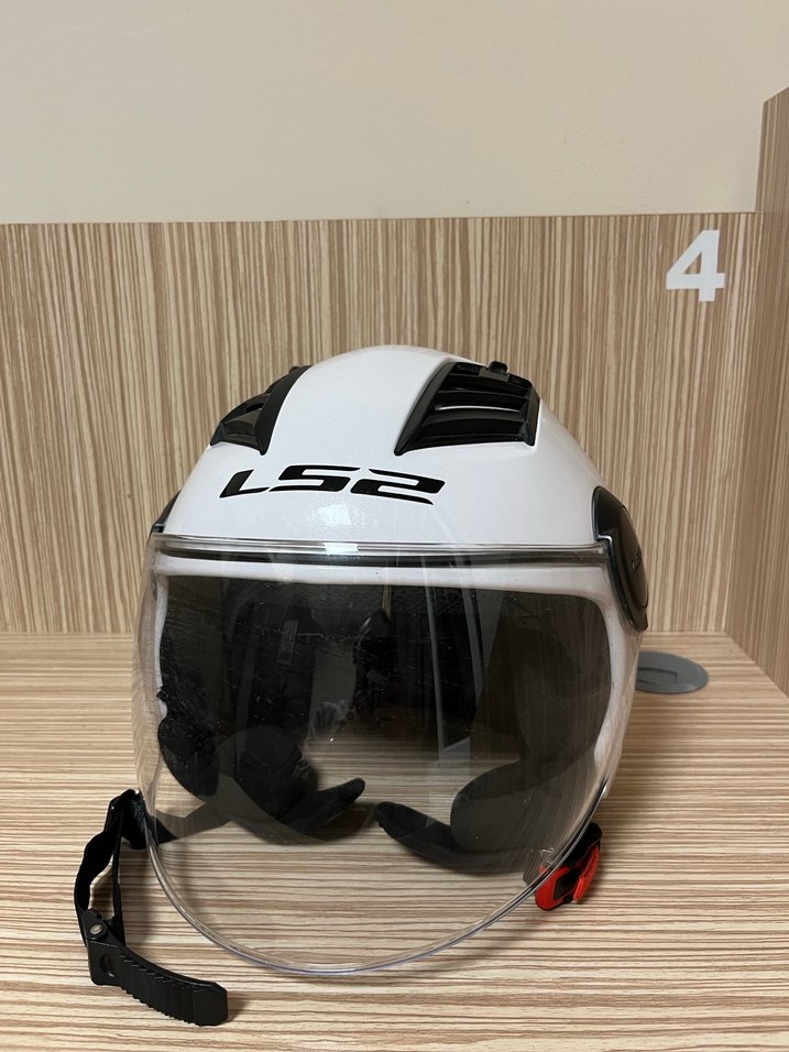 Beyaz  Motosiklet Kask LS2 M beden - Görsel 4