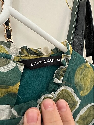 LC Waikiki Tesettür elbise