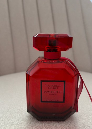 Victoria s Secret Victorias Secret Bombshell Intense Kadın Parfümü 100ML/Orijinal