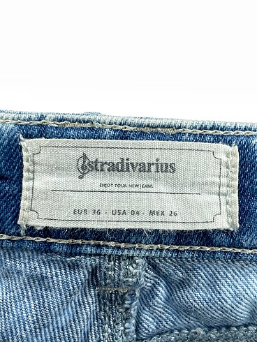 36 Beden çeşitli Renk Stradivarius Mini Şort %70 İndirimli.