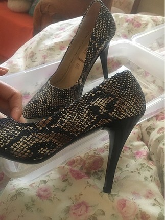 Leopar stiletto