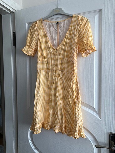m Beden sarı Renk H&M pötikare elbise