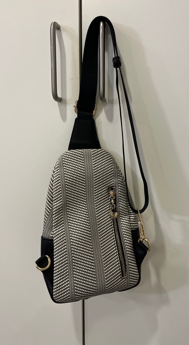 Siyah Gri Zebra Desenli Kadın Çapraz Çanta - Görsel 2