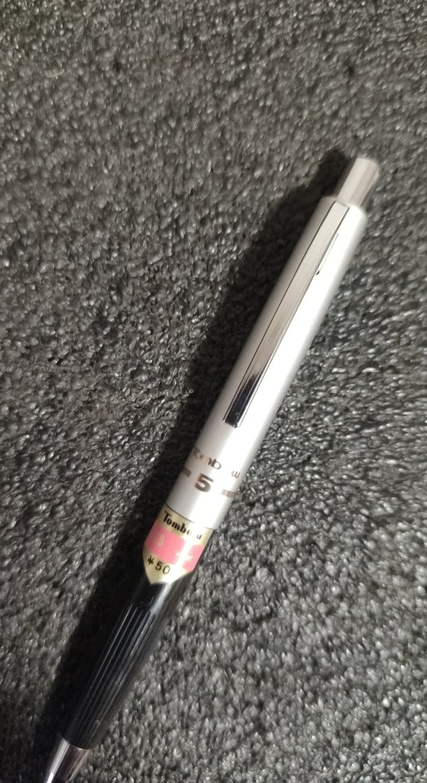 tombow mini cep boy yarı krom 0.5 kalem yenidir - Görsel 3