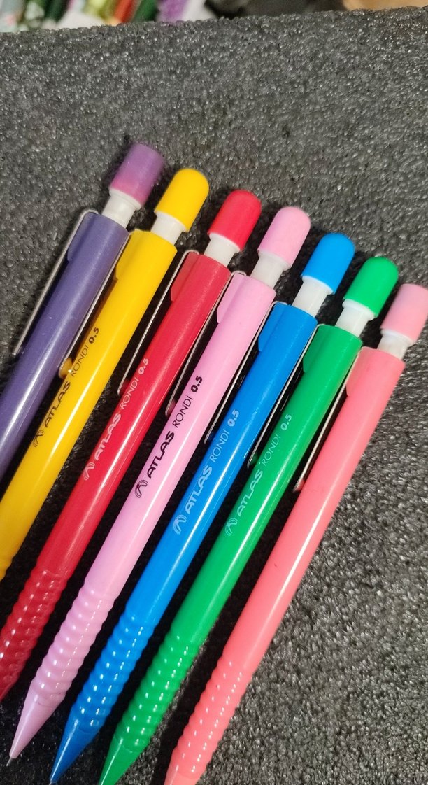 atlas rondi 0.5 kalem seti yenidir - Görsel 2