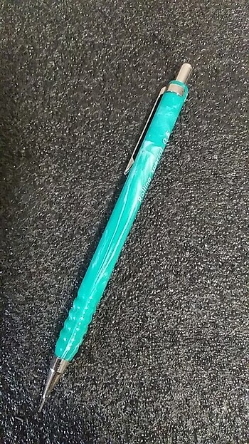 Beden Renk Rolling special 0.5 uçlu kalem yenidir