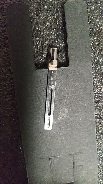 Pilot birdie cep boy iç ve dış metal kalem yenidir 0.5 uc