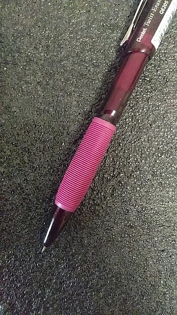 Beden Renk Pentel Twist erase 0.5 uçlu kalem yeni orjinal ürün