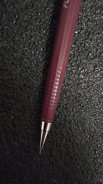  Beden Renk Fujika 0.5 uçlu kalem yenidir 