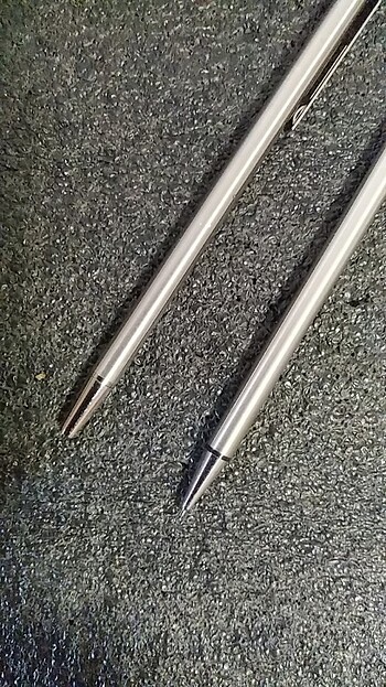  Beden Pilot metal gövde 0.5 uçlu ve tükenmez kalem seti yenidir 