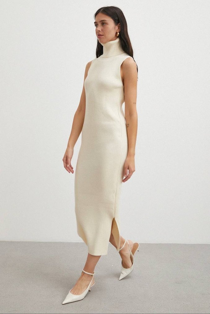 Boğazlı Üst Sıfır Kol Kadın Triko Uzun Takım - Görsel 3