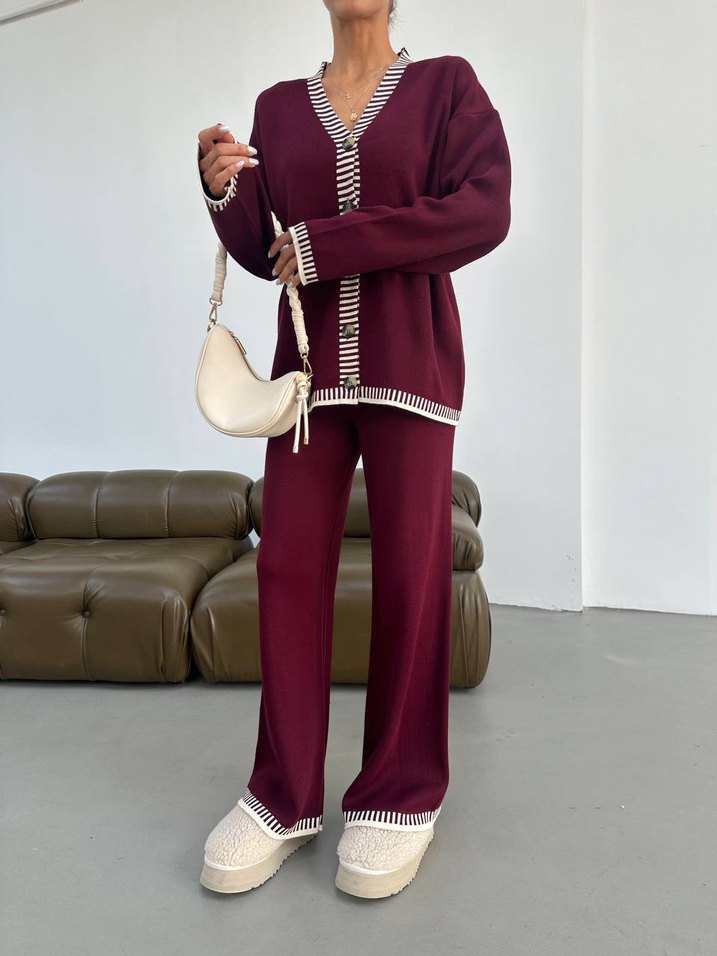 Düğmeli Çizgili V Yaka Bordo Kadın Triko Takım - Görsel 2
