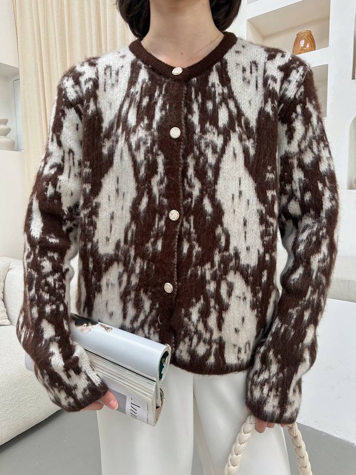 Kadın Gri Kahverengi Tüylü Bağlama Desenli Hırka - Görsel 3