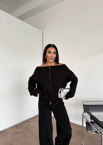 Siyah Madonna Yaka Uzun Kollu Eşofman Takımı - Görsel 3