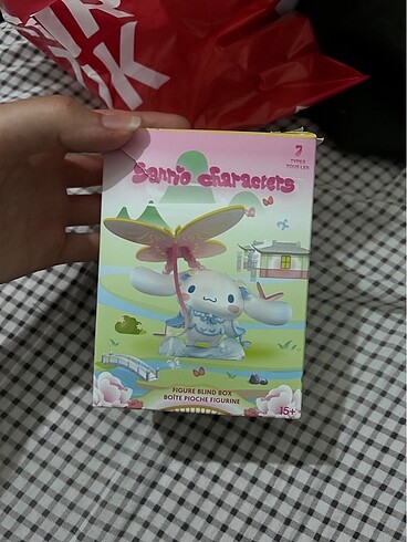Miniso sanrio blind box winter jasmine