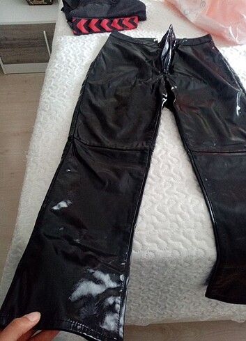 42 Beden siyah Renk H&m pantolon 