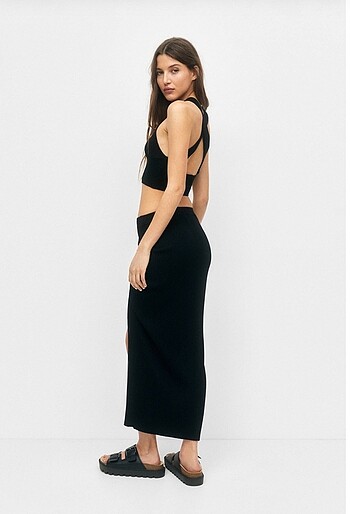 Pull and Bear Yırtmaçlı triko etek